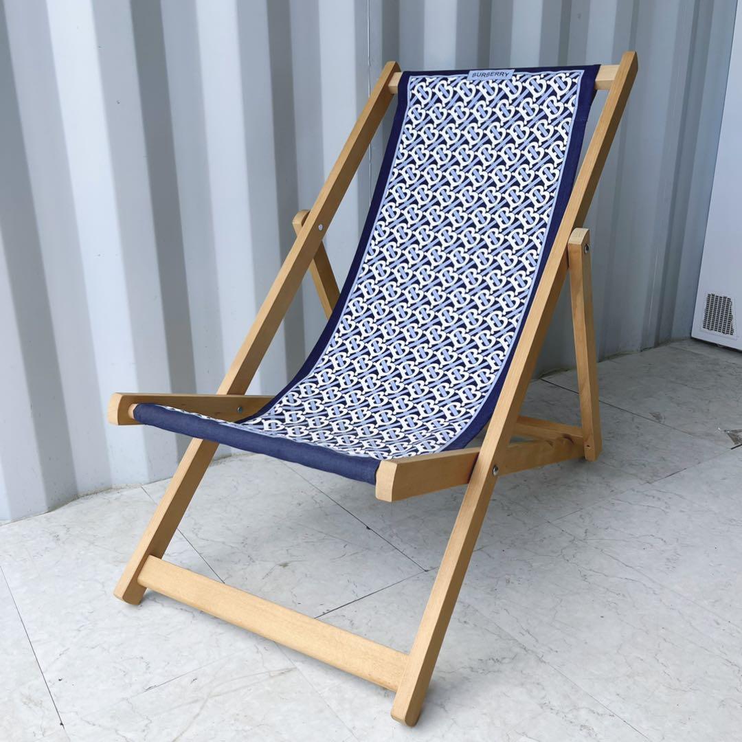 取付無料！バーバリー モノグラム TBロゴ 折りたたみウッドデッキチェア✨