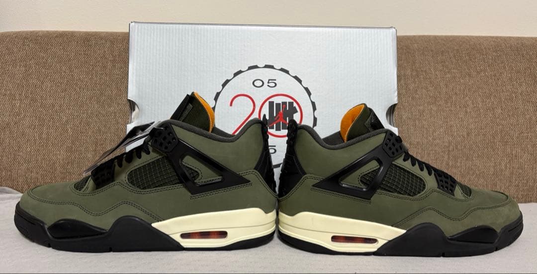 UNDEFEATEDアンディフィーテッドAir Jordan 4 2025