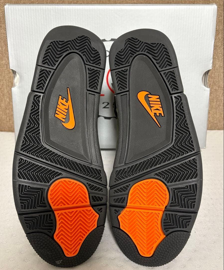 UNDEFEATEDアンディフィーテッドAir Jordan 4 2025