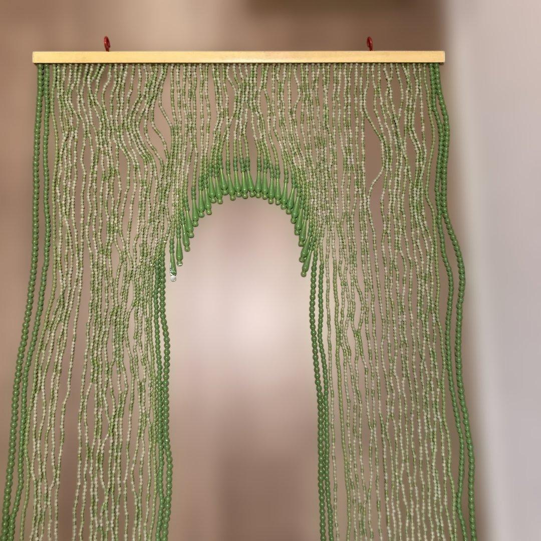 レトロポップ　長いビーズカーテン　ビーズのれん　ビーズ暖簾　グリーン/緑