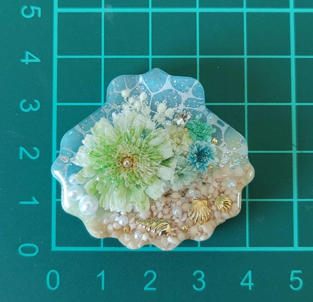 【1575】レジン　マトリカリア　ヘアゴム　ポニーフック　ブロ―チ　ハンドメイド