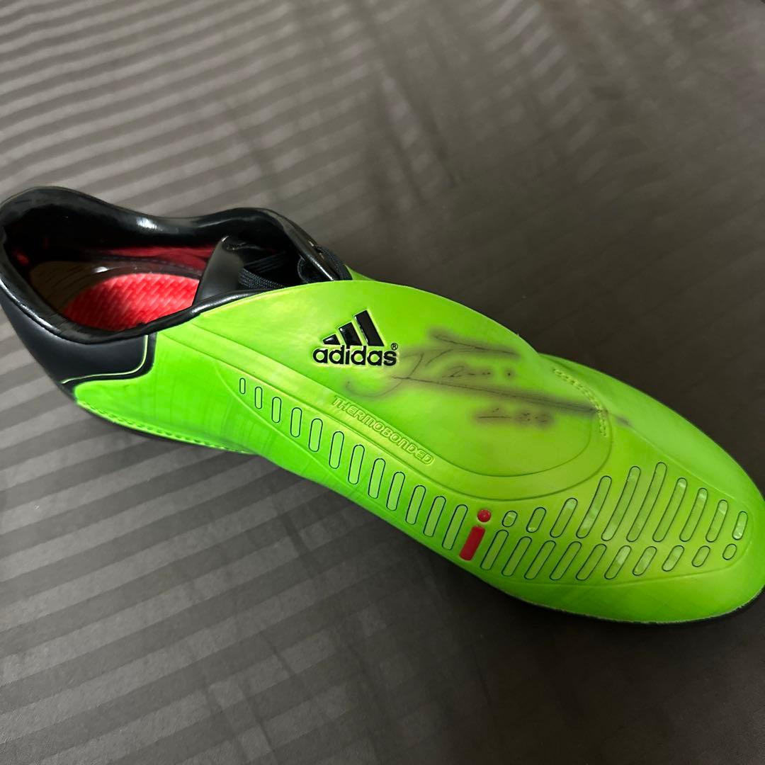 メッシ　直筆サインスパイク　バルセロナ　アルゼンチン代表　当選書付　アディダス