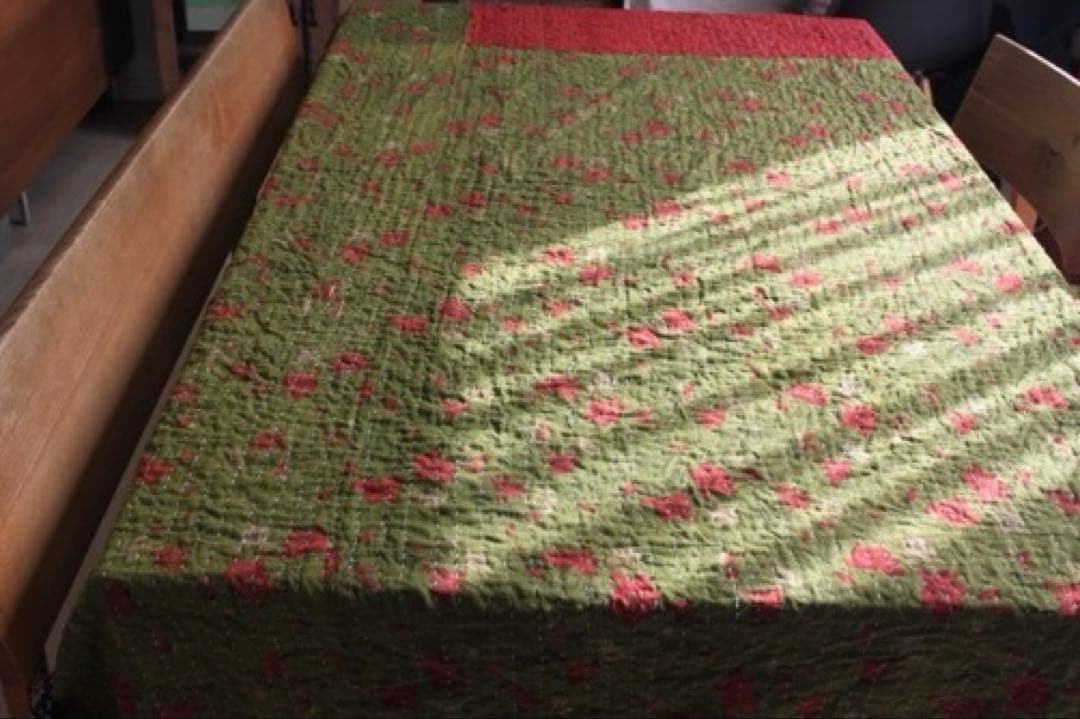 ビンテージカンタキルト◯ブラックフラワー◯139×216cm