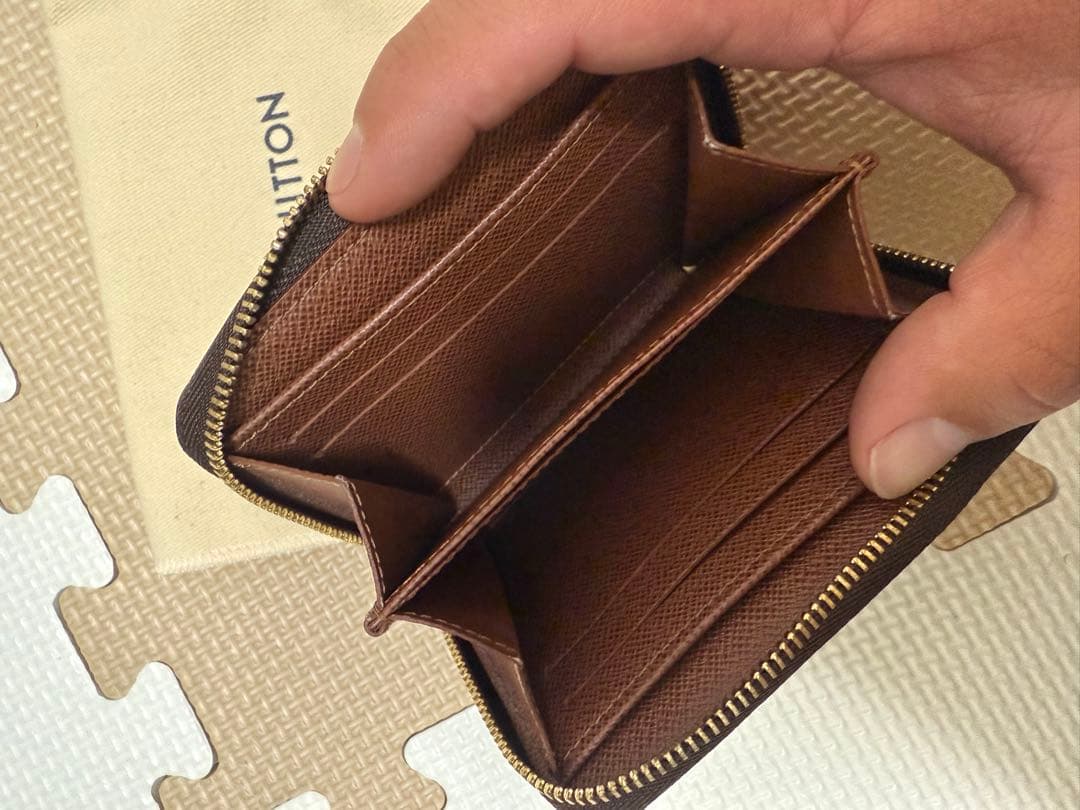 ジッピー・パース LOUIS VUITTON