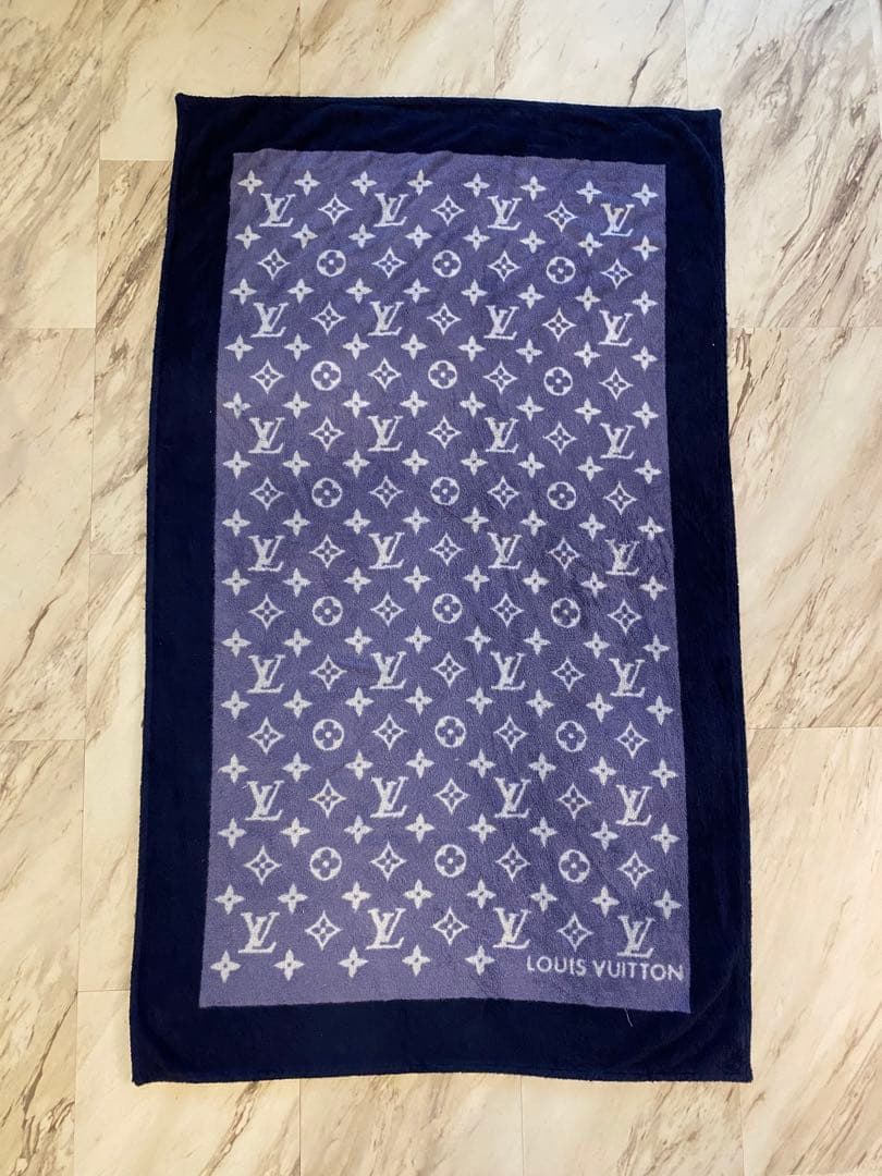 ルイヴィトン 大判バスタオル　ビーチタオル
