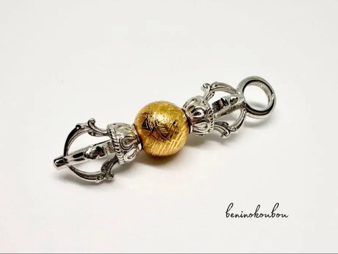 〈一点物〉ギベオン隕石（メテオライト）五鈷杵ペンダントGold｜金運・変革・守護