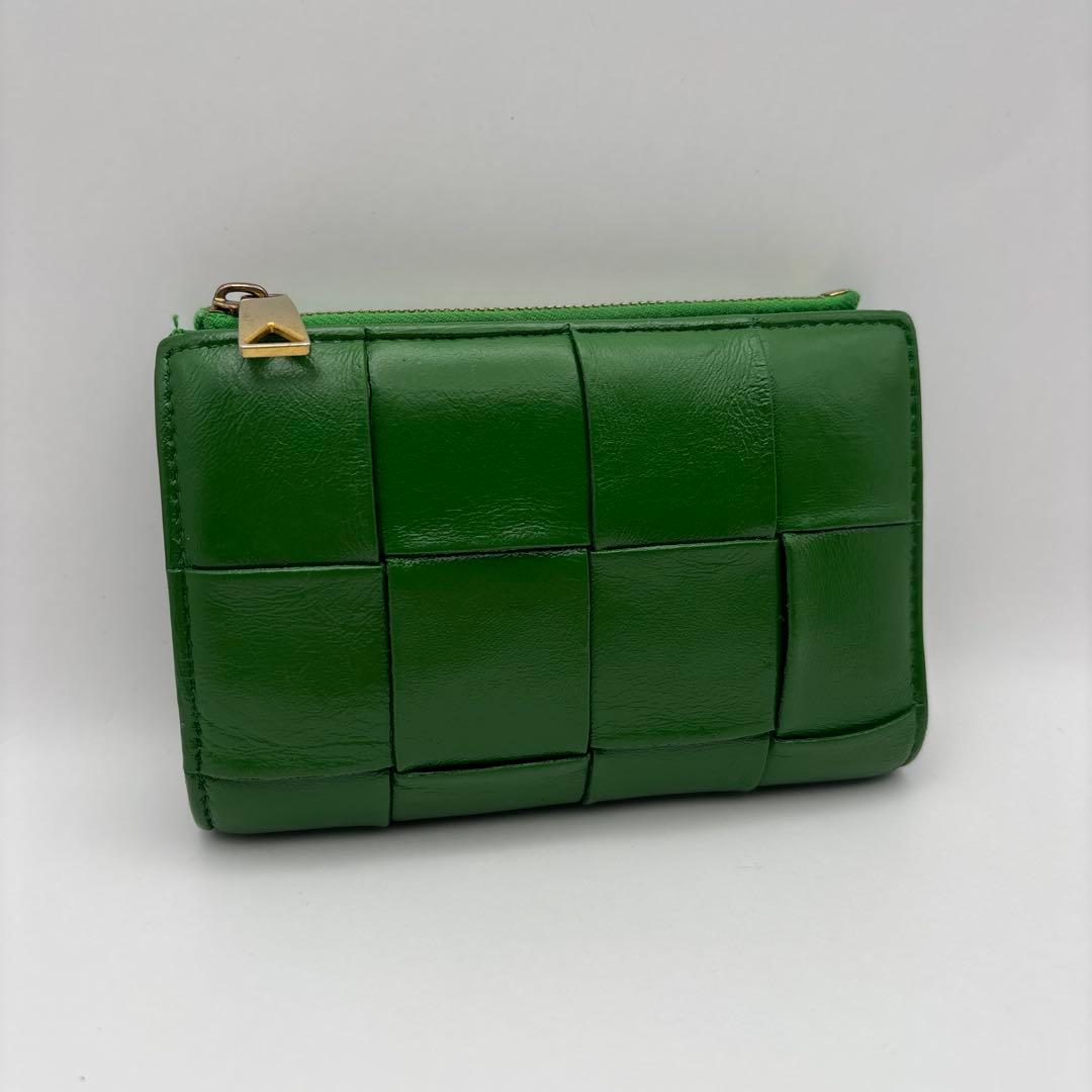 ◆正規品◆現行ボッテガ・ヴェネタカセット ミディアム 二つ折りウォレット