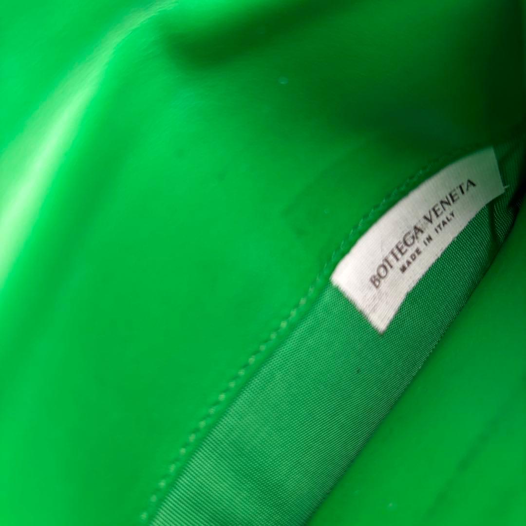◆正規品◆現行ボッテガ・ヴェネタカセット ミディアム 二つ折りウォレット