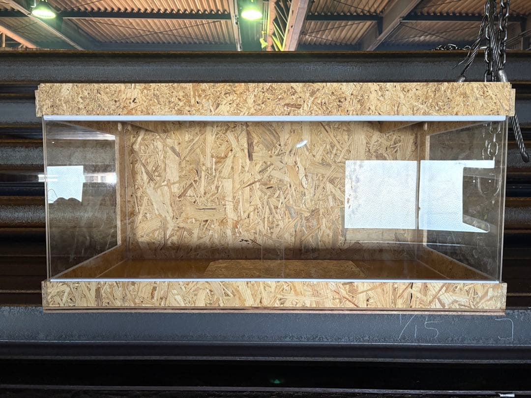 れもん　904040サイドアクリル仕様　天板金網天板穴鍵式ロック