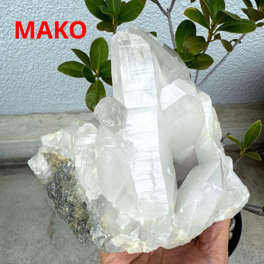 M1686☆ヒマラヤ水晶クラスター2.2Kg☆天然石　原石☆N50116-A