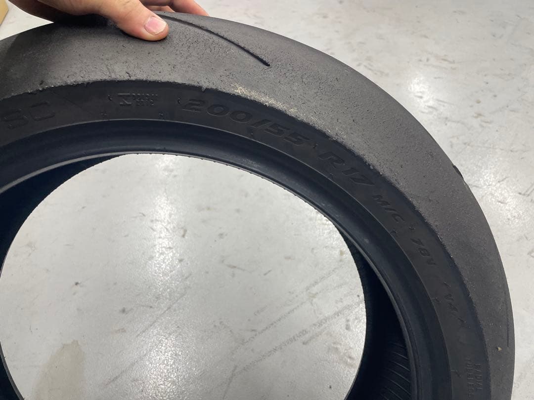 ピレリ　ディアブロ　スーパーコルサ200/55 120/70 SC1