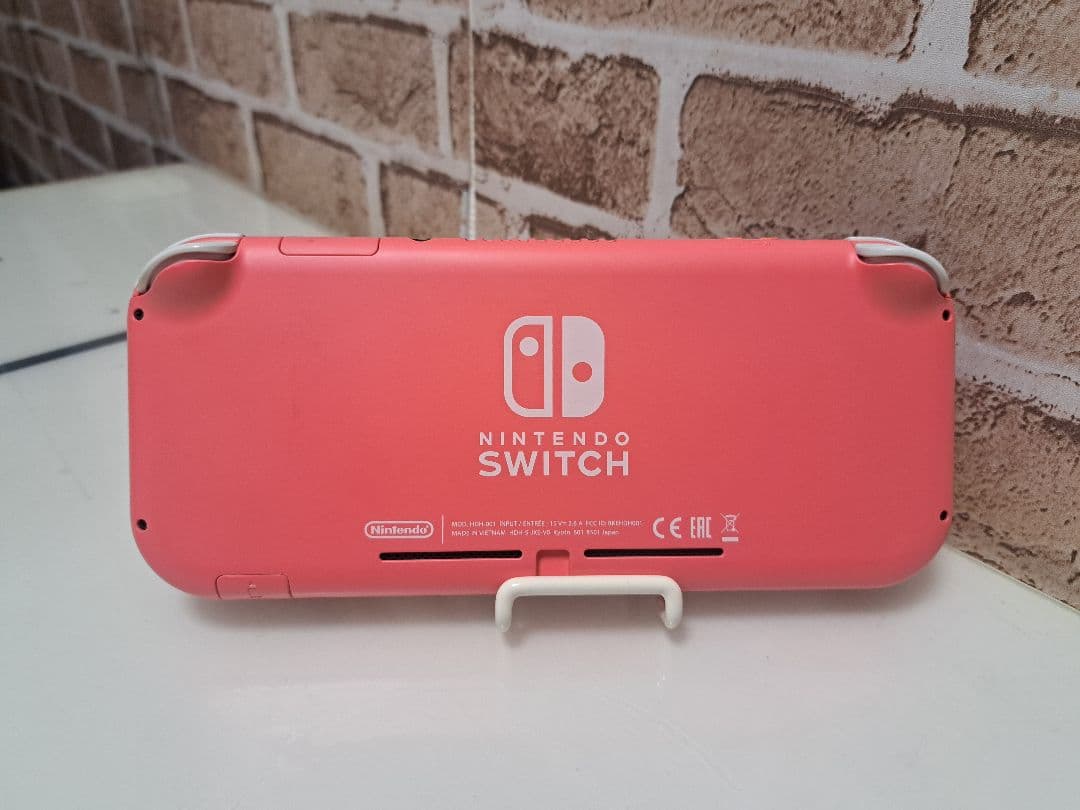 Nintendo Switch Lite　64GB メモリーカード 付き