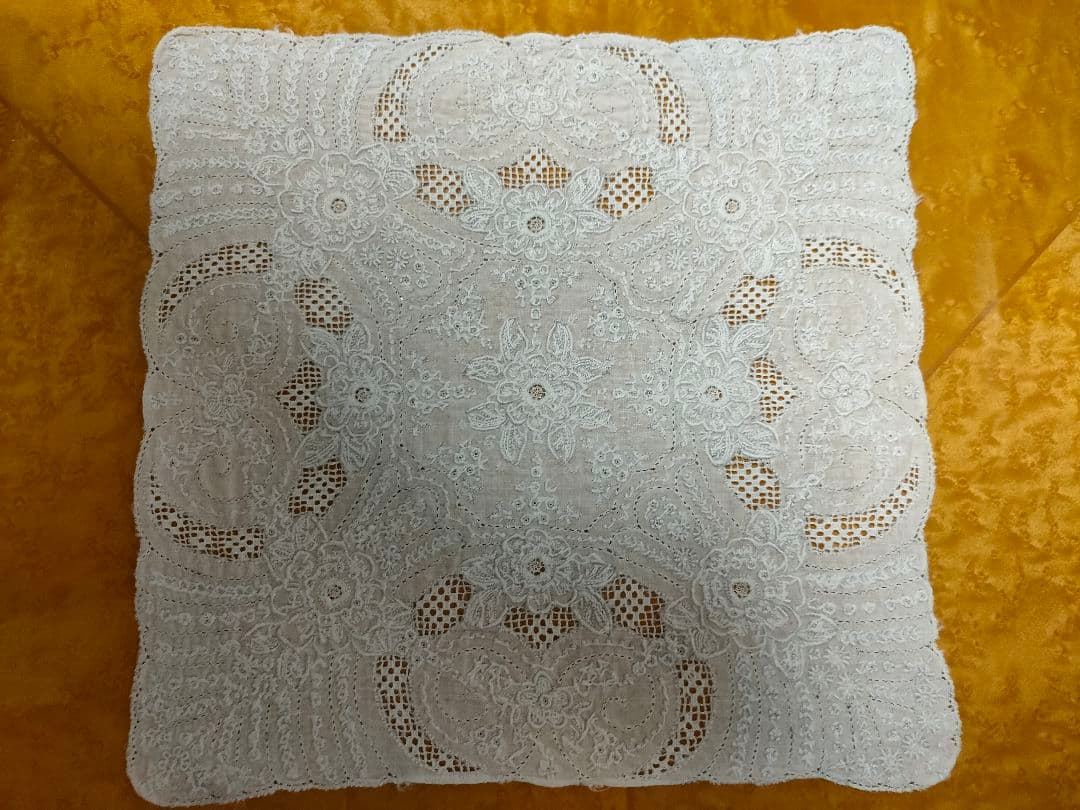 お値下げ　スワトウ　汕頭　刺繍　ハンカチ