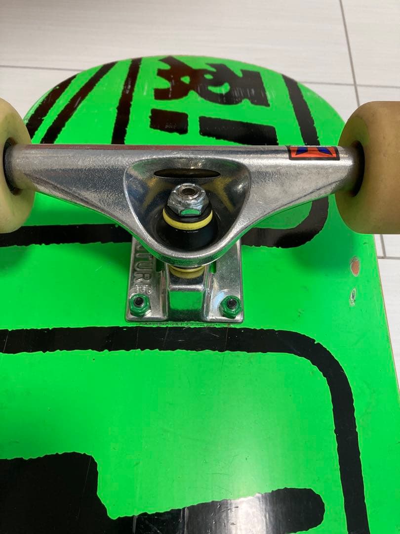 EVISEN　スケートボード　スケボー　ベンチャー　スピットファイア　ボーンズ