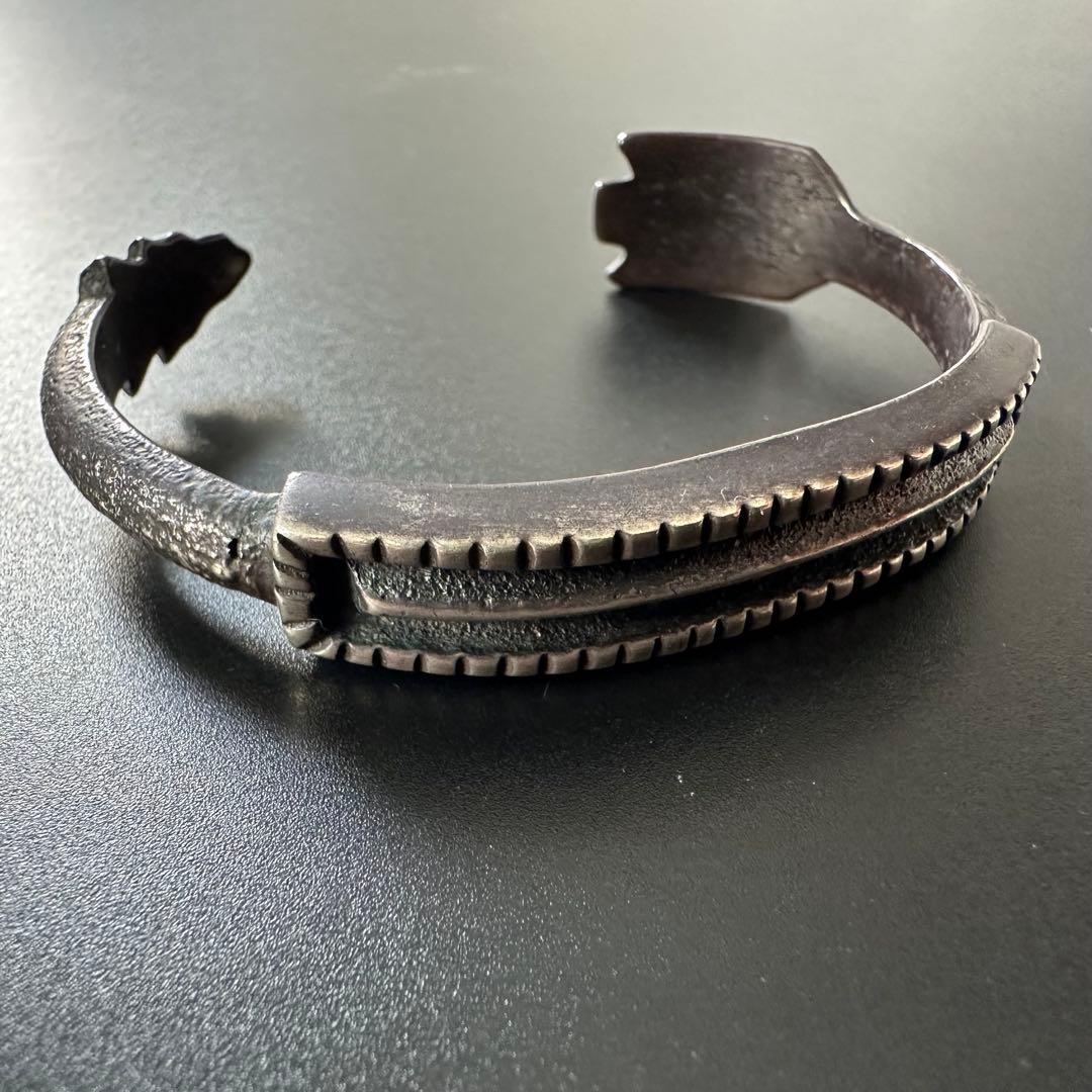 【美品】Navajo Aaron Anderson アローバングル