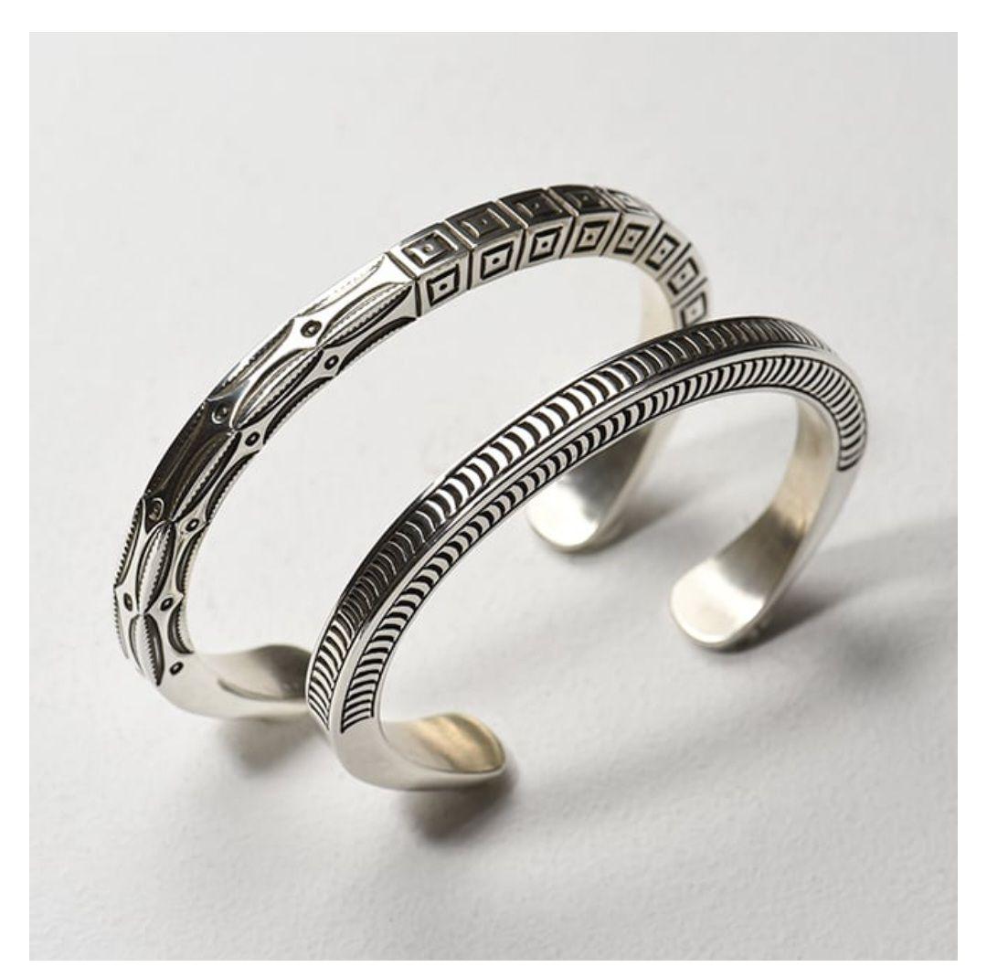 EQUALIZE シルバーバングル