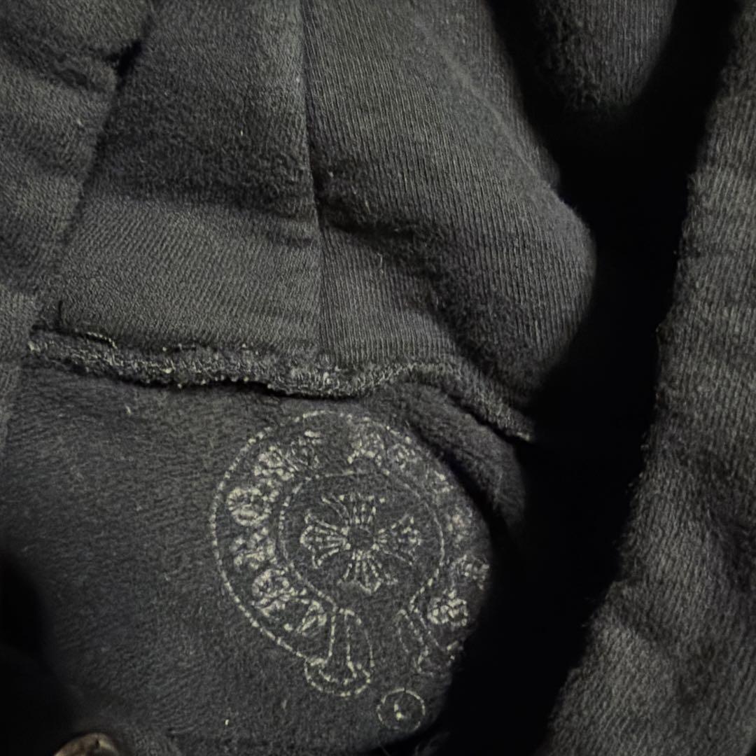 CHROME HEARTS バーティカル　ロゴ　パーカー　スウェット　L クロス