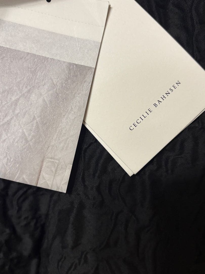 美品　cecilie bahnsen UK8 フリル　ブラウス　タグ付き