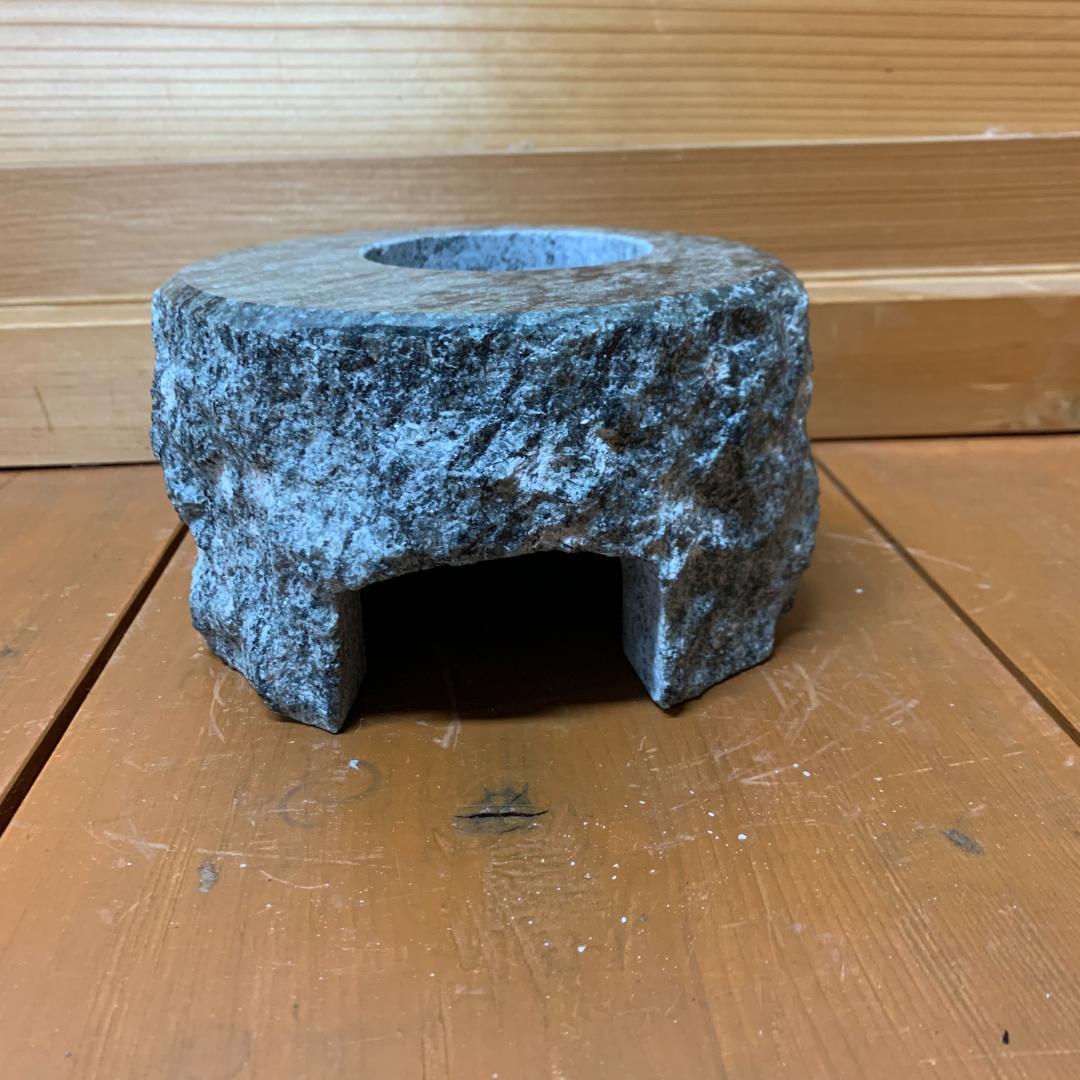 爬虫類　丸型シェルター　18