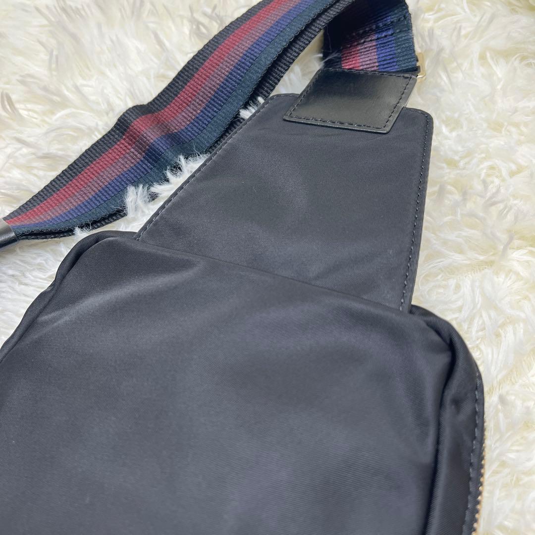 極美品 PaulSmith ポールスミス ボディバッグ ストライプ ナイロン