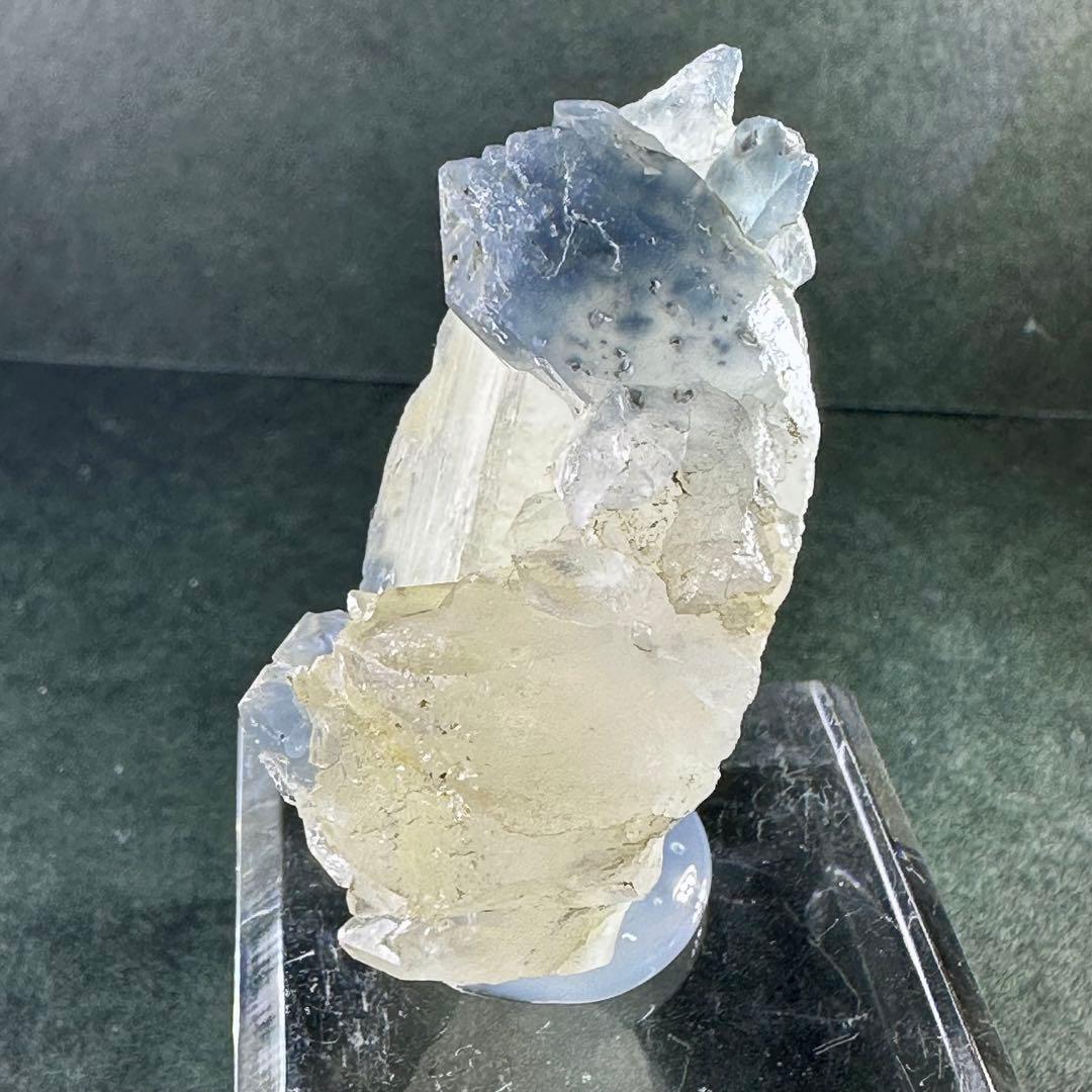 【☆爆レア】コロンビア産『ブルーターラクォーツ』（リーベカイト入り水晶）