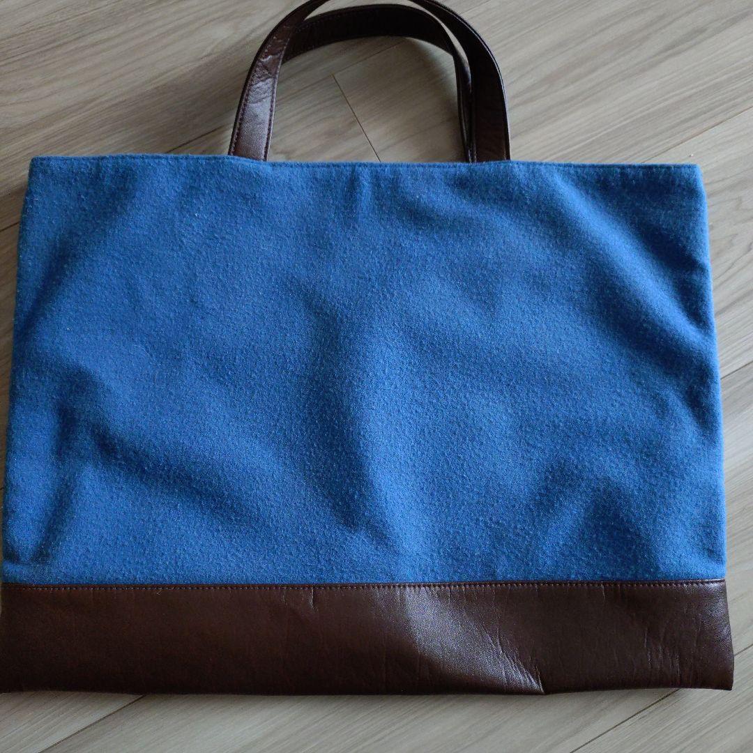 ファミリア　2023年クリスマスレッスンバック