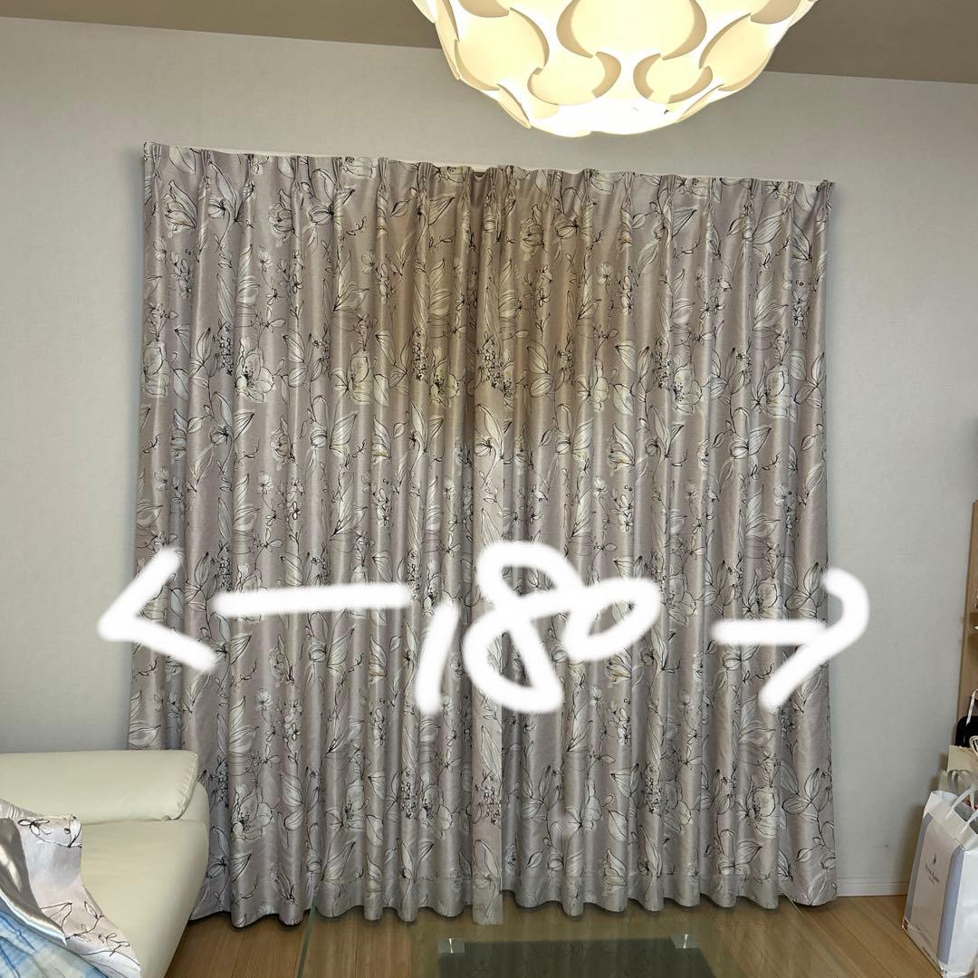 美品日本製1級遮光　形状記憶　花柄 8ドレープカーテン2枚セット　防音遮熱保温