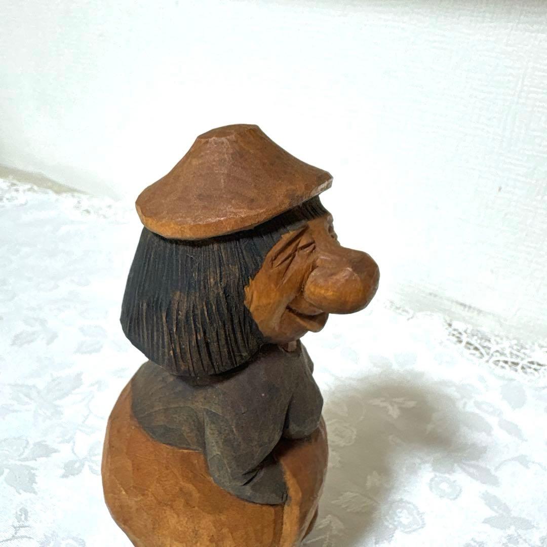 スウェーデン　手彫り　木彫置物　 人形　ヨーロッパ　木彫　工芸品美術品ビンテージ