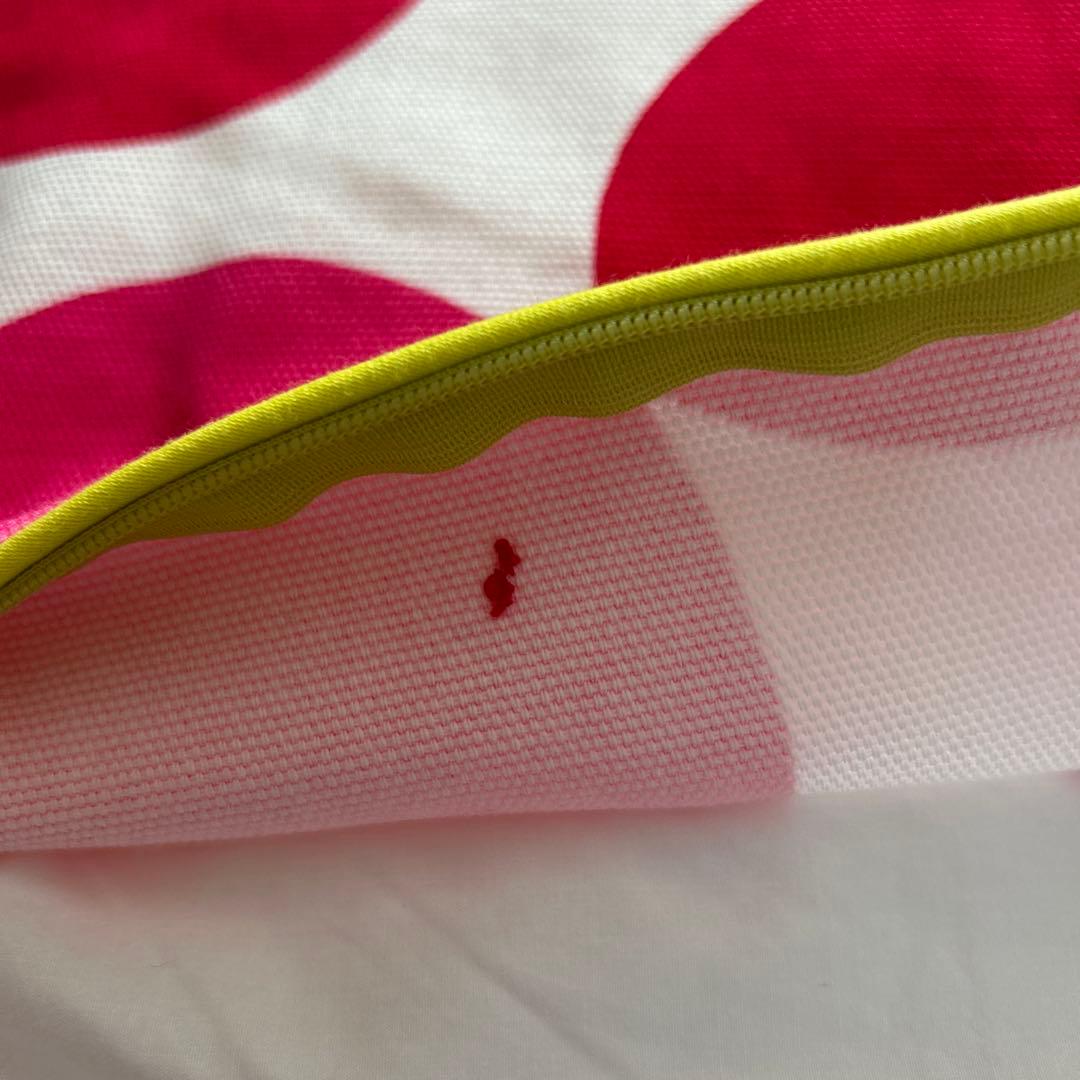 美品☆marimekko☆マリメッコ☆ウニッコ柄☆リバーシブル クッション☆