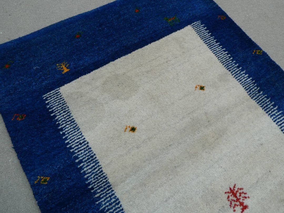 ゲリラSALEからのゲリラ価格　163×91cm　ギャッベ　ペルシャ絨毯　手織り