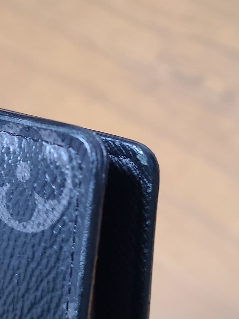 ルイヴィトン モノグラム エクリプス ポルトフォイユ ブラザ 長財布