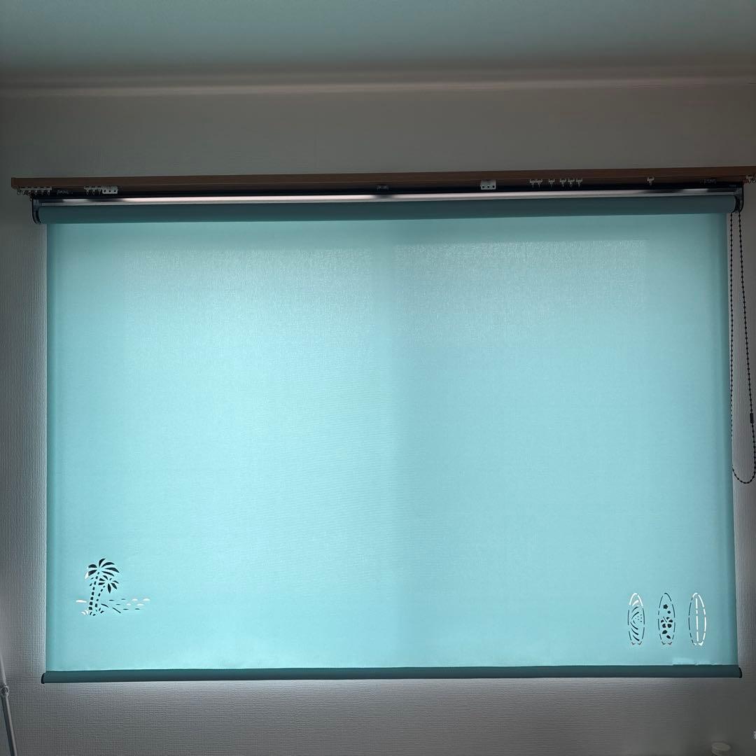 水色 ロールスクリーン サーフボードデザイン