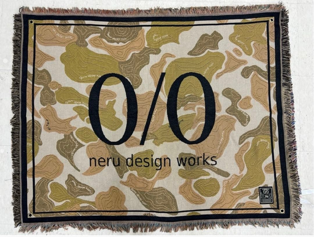 neru design works ブランケット topoカモサンドカラー