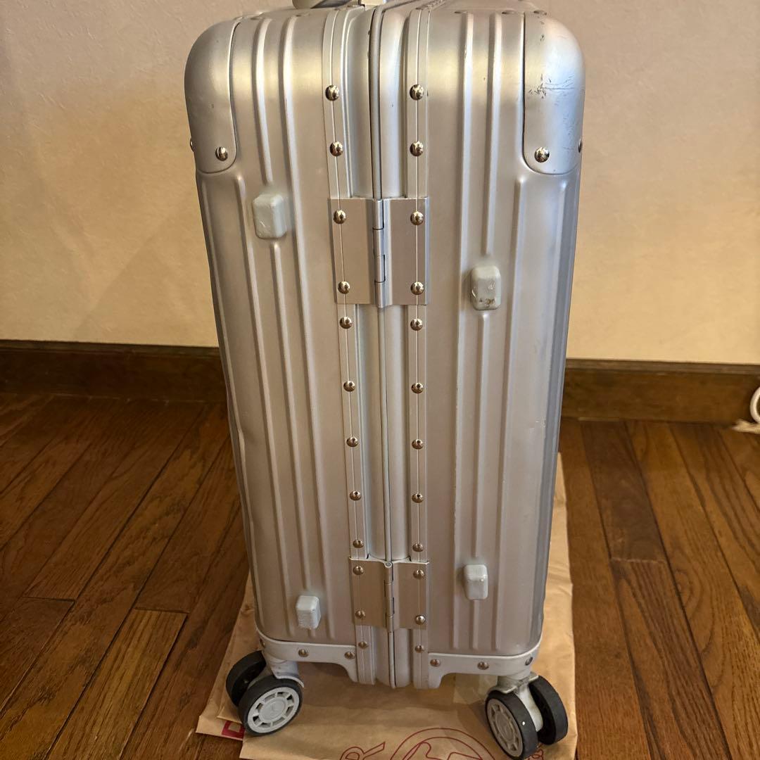 Mercedes Benzキャリーケース シルバー 中型