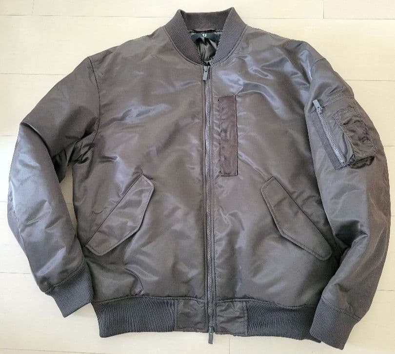 【ゆうすけ】ユニクロ +J ハイブリッドダウンオーバーサイズMA-1