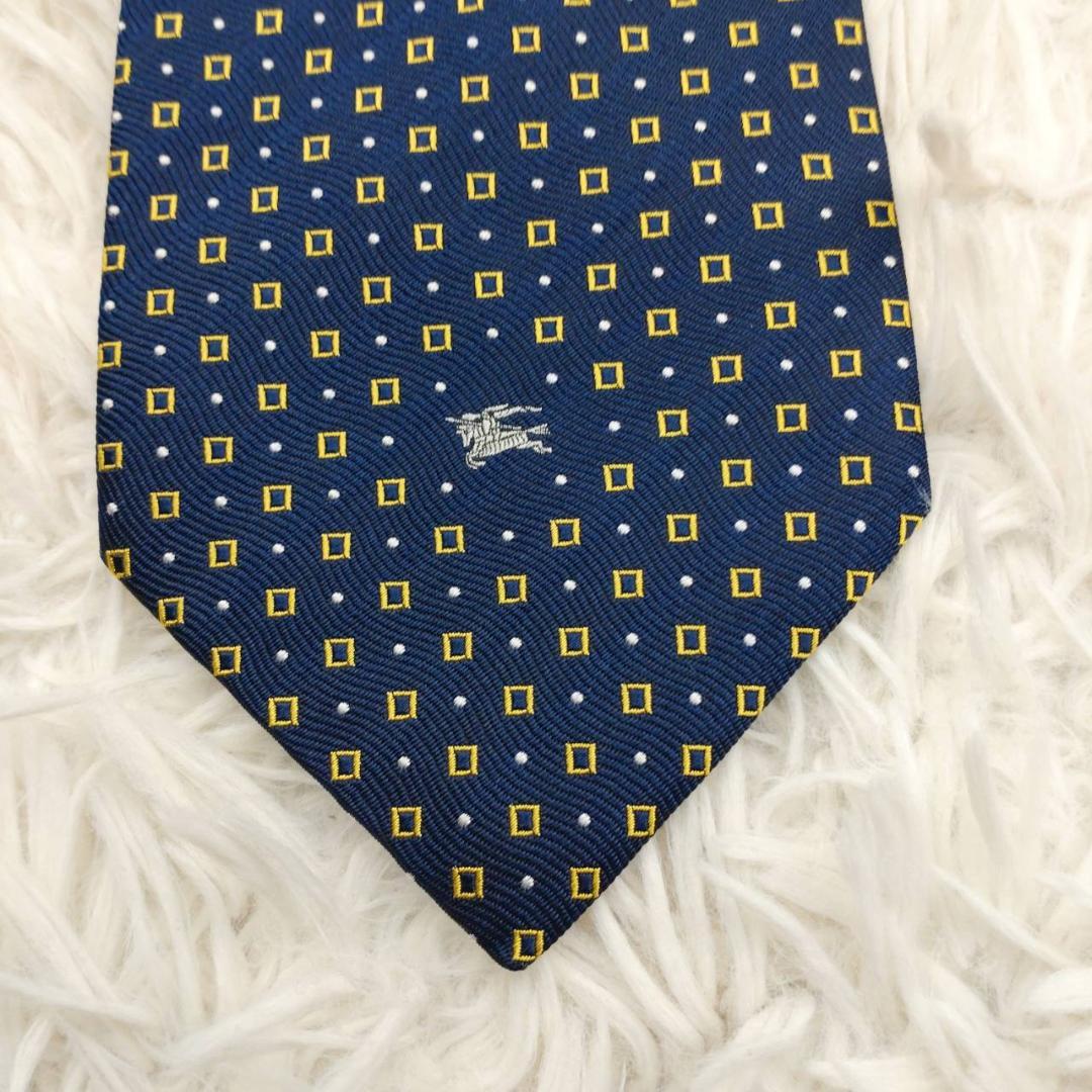 【タグ付き美品】 バーバリー 高級シルクネクタイ 総柄（ホースロゴ） ネイビー