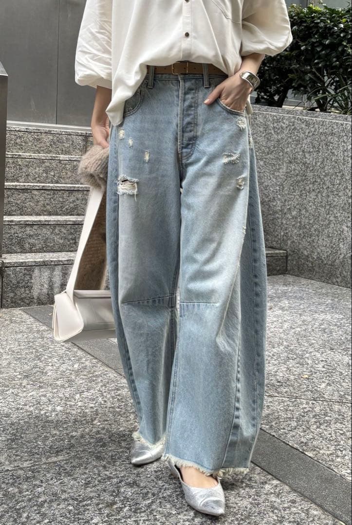 DOU DOUドゥドゥ　ダメージカープデニム　38 新品未使用タグ付