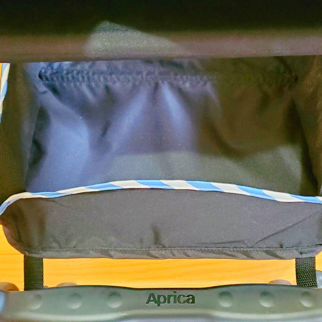 美品　アップリカ　ラクーナエアーAC レザー調ハンドル