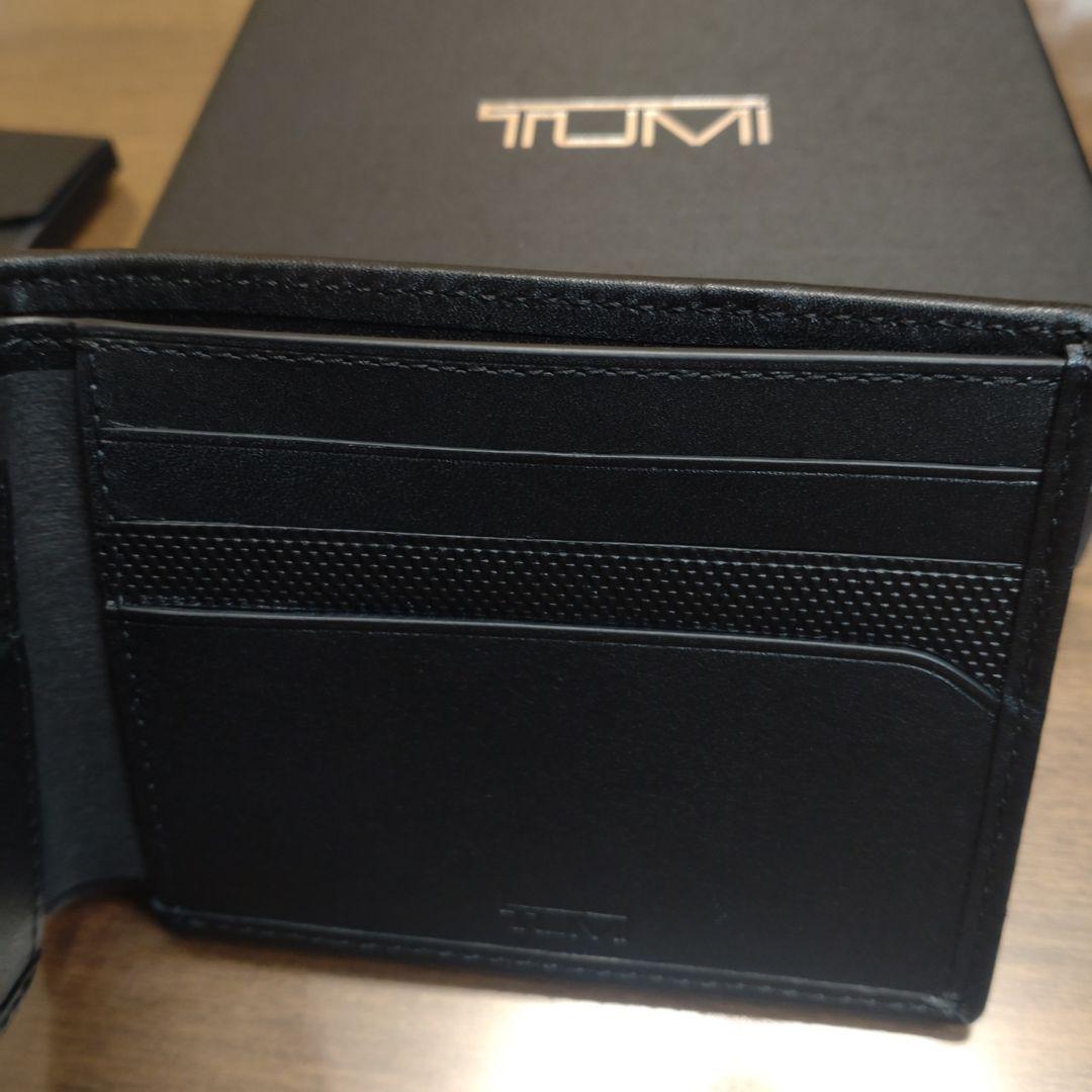 TUMI 二つ折り財布 ブラック