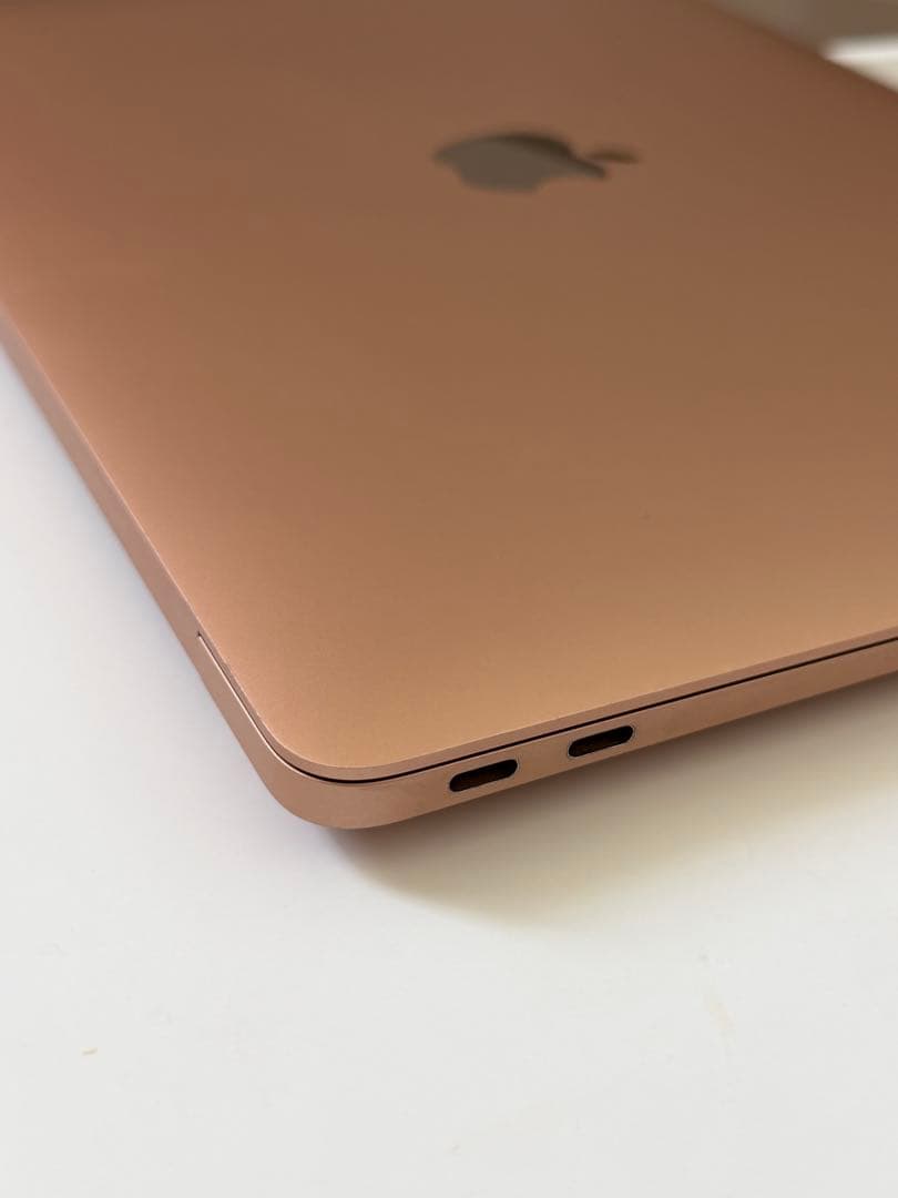 MacBook Air ゴールド(M1、2020)8GB 512GB