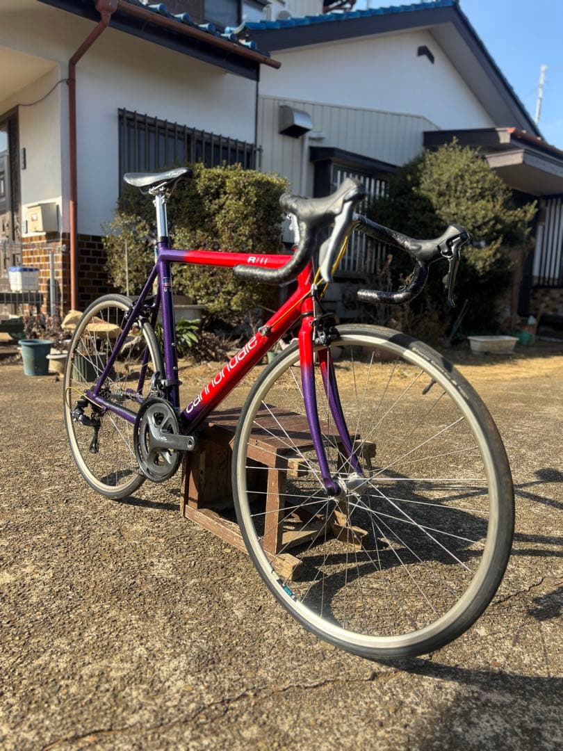 美品 Cannondale R700 ロードバイク 新品パーツ多数