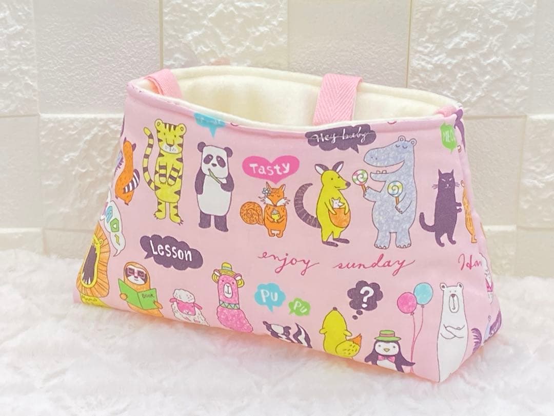 フクロモモンガ　ポーチ　iPhooページ