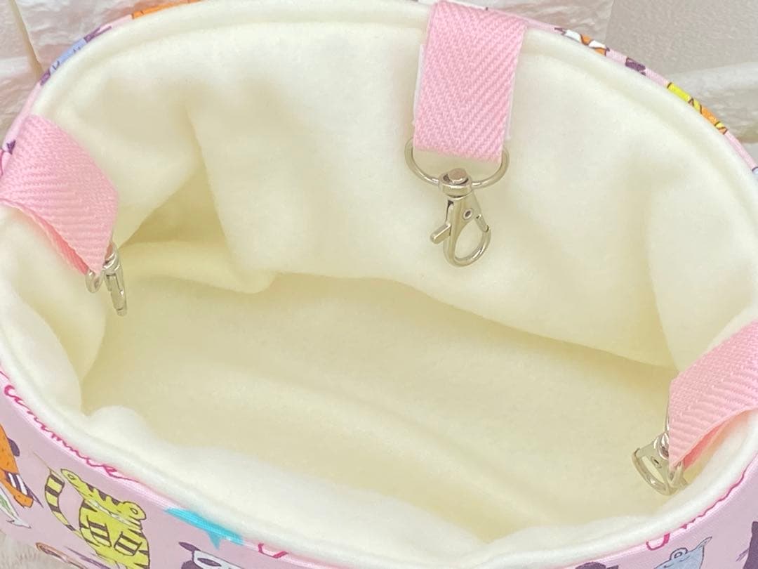 フクロモモンガ　ポーチ　iPhooページ