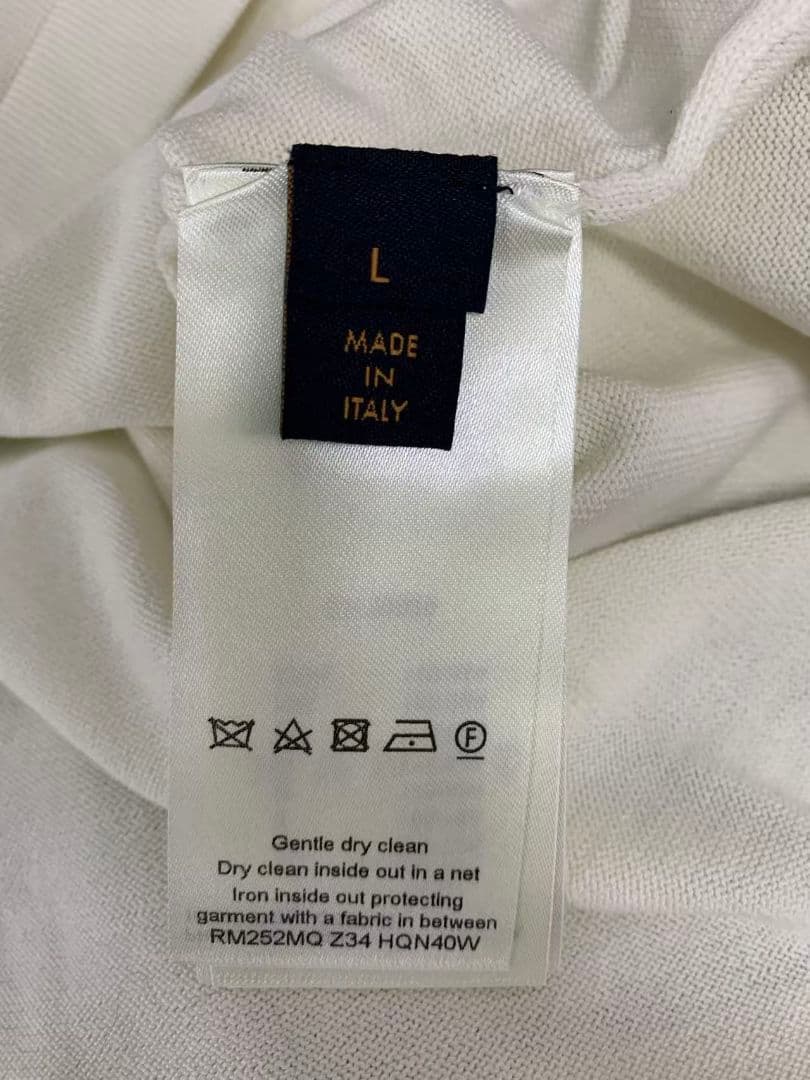 ルイヴィトン ホワイト エンボスロゴ Tシャツ 半袖