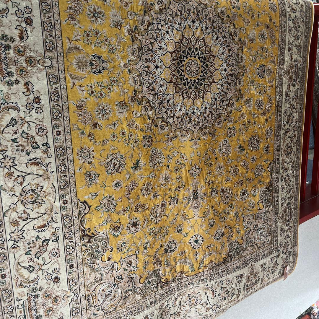 新品　ペルシャ柄プリントアクセントラグ ゴールド　140×200cm