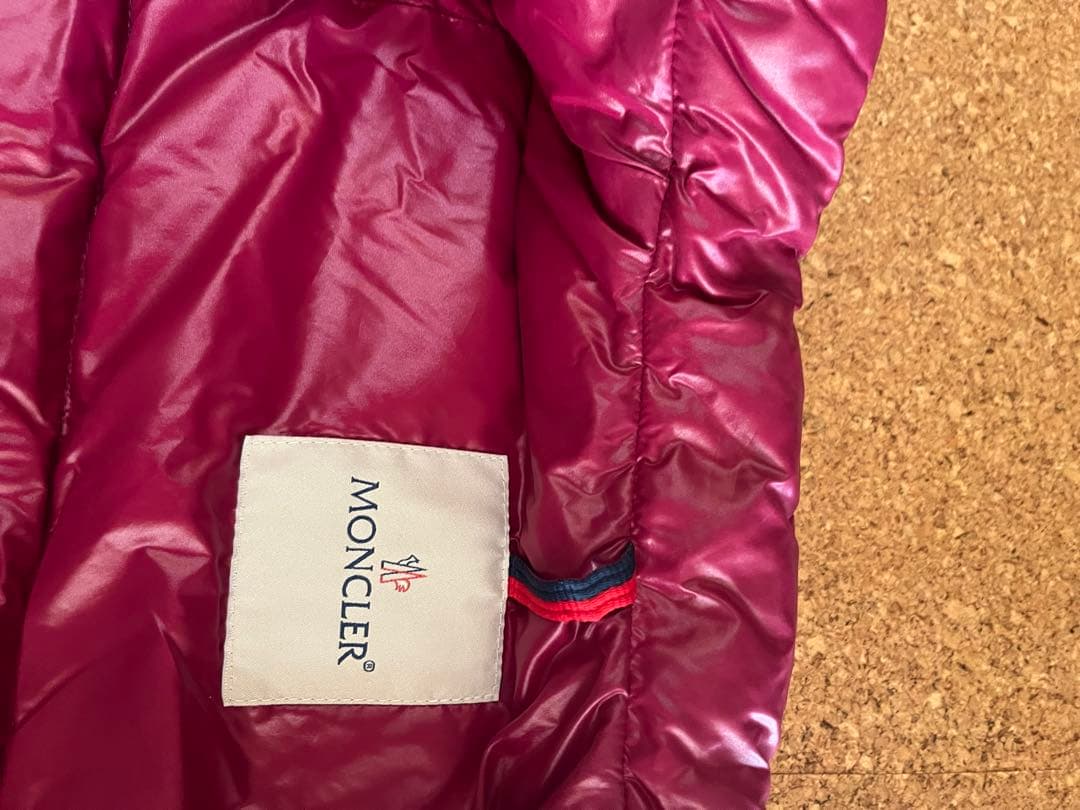 MONCLER ワインレッド ピンク　ダウンベスト