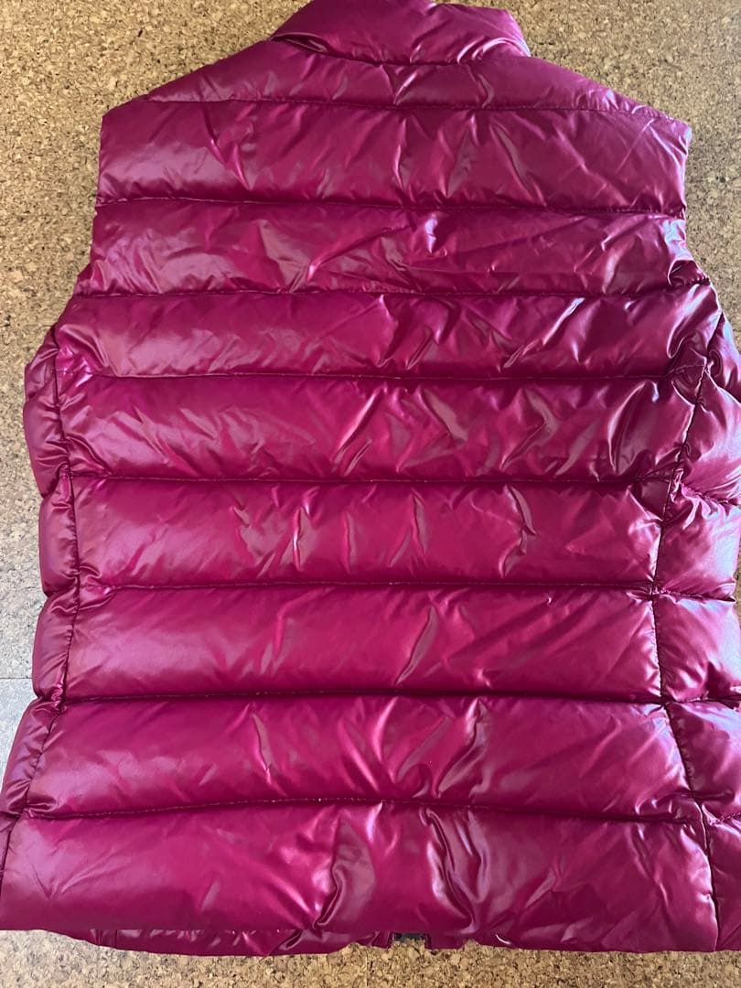 MONCLER ワインレッド ピンク　ダウンベスト