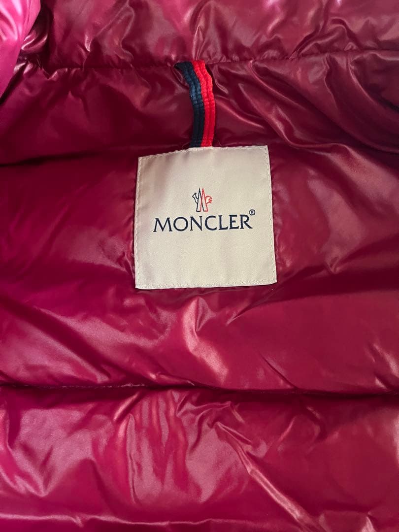 MONCLER ワインレッド ピンク　ダウンベスト