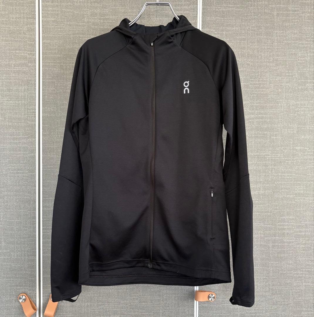 on Climate Zip Hoodie オン　クライメイトフーディブラック