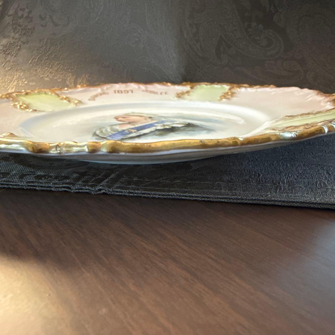 1897年 ヴィクトリア女王即位60周年ダイヤモンドジュビリー記念 飾り皿